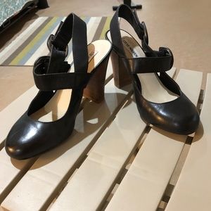 Steve Madden Mary Jane shoes